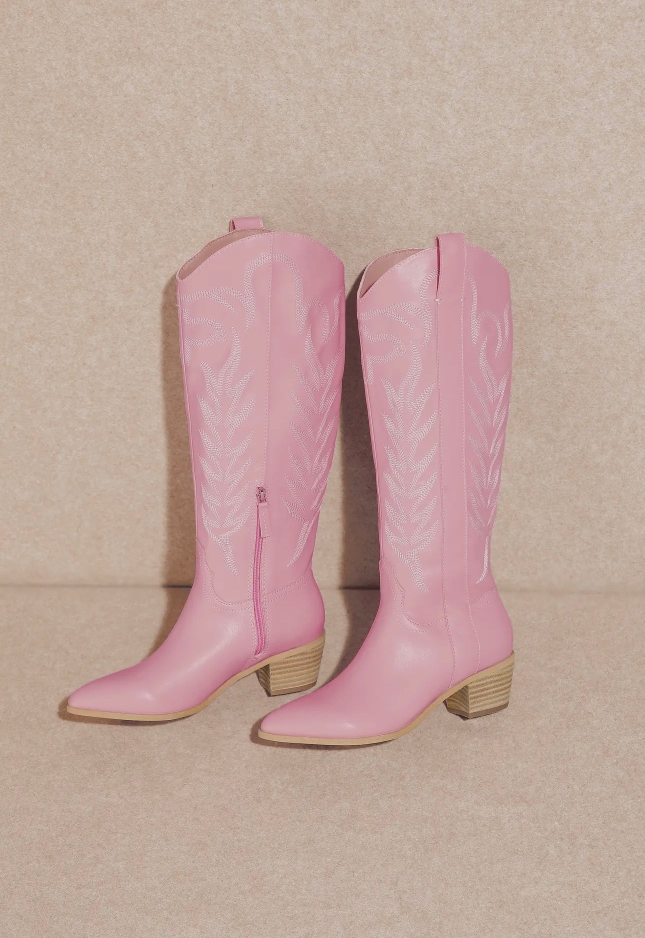 Dolly boot in Pink